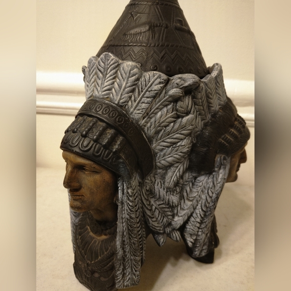 💥CLOSING Nov.1 SALE💥Vintage Handmade Ceramic 3 head Indian Chief Canister - Picture 7 of 7